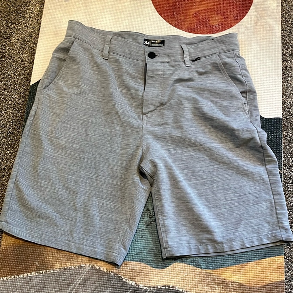 Hurley Size 34 shorts